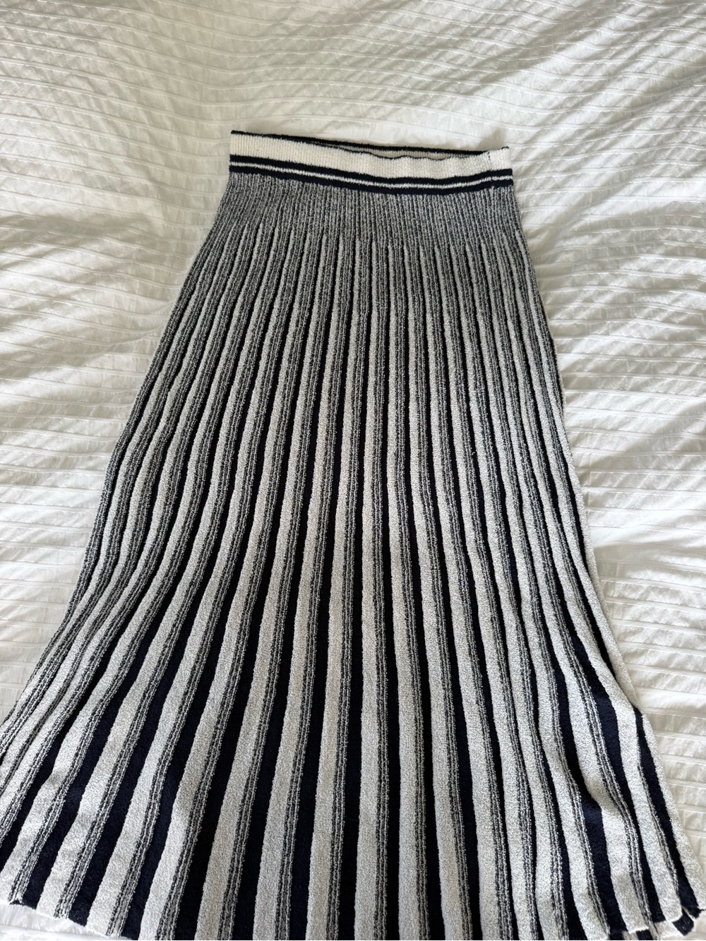 Zara Striped Navy and White Pleated Knit Skirt